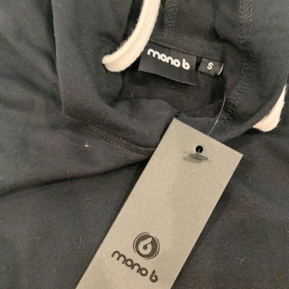 Mono B Sleeveless Hoodie - Picture 2 of 2